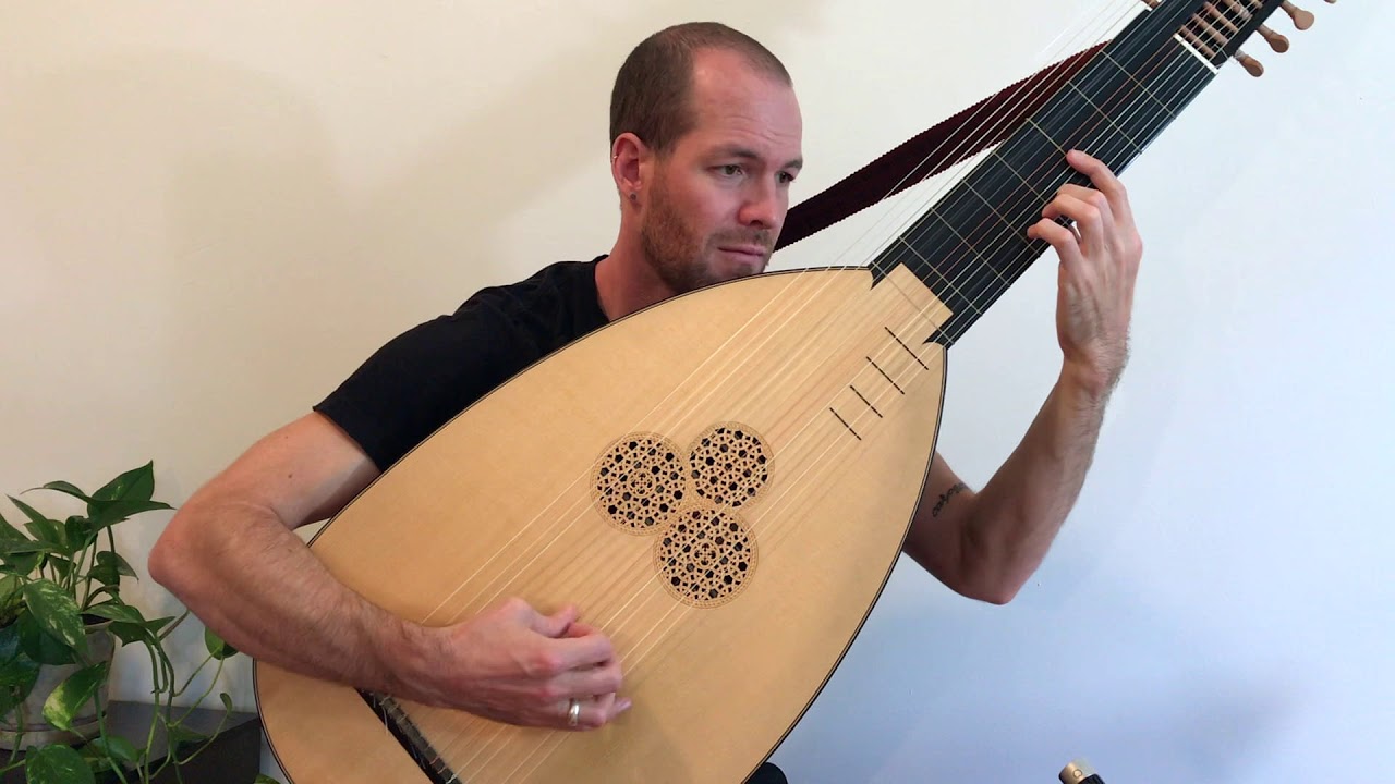DeVisee  Cm Suite for Theorbo
