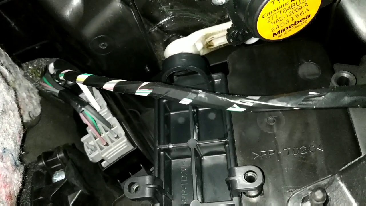 Qashqai J11 Pollen Cabin Filter change