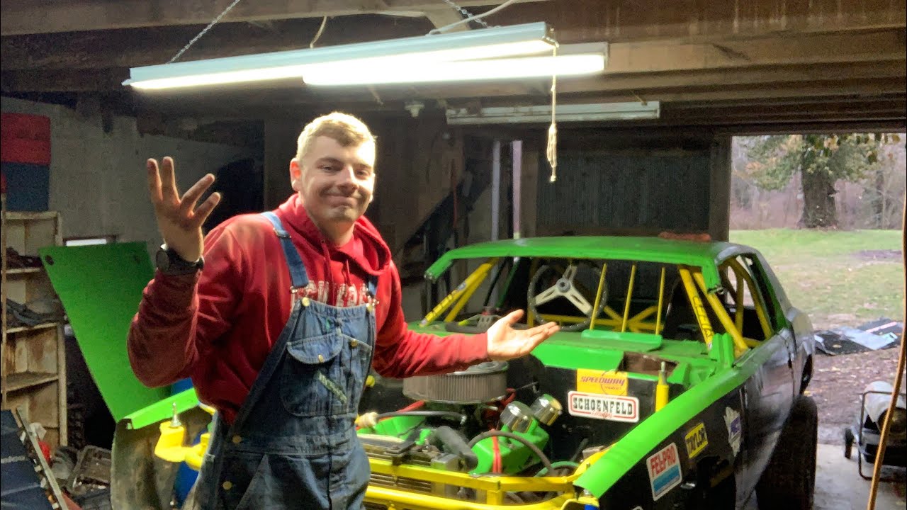 Battling the huge learning curve of dirt track racing!!