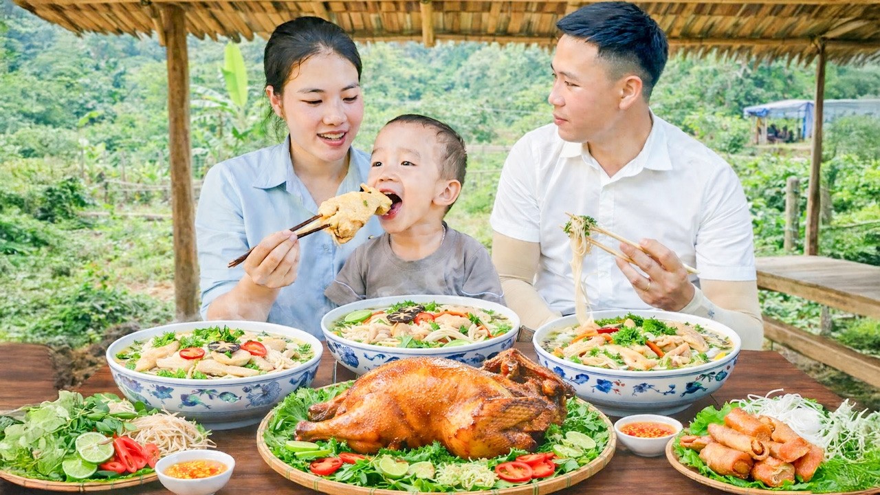 PHỞ GÀ: How to Cook Delicious Traditional - My Husband Helps with Everything on the Farm