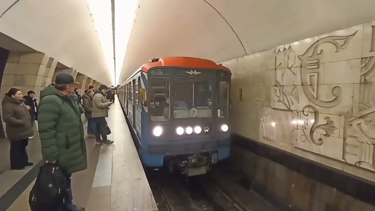 Видеоклип №2 Снегоуборочные машины, московского метрополитена СММ2-002/СММ2-003 (Ost Новаторы)