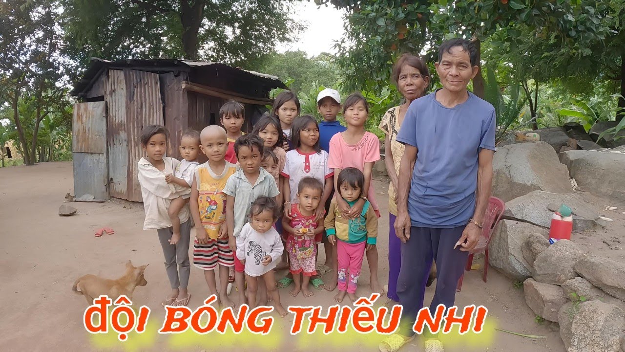 NGẠC NHIÊN khi thấy gia đình đông con cháu. ƯỚC MƠ lớn nhất là có GẠO để ăn /70