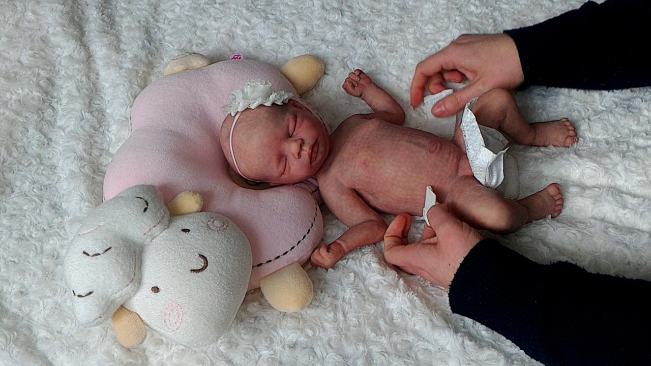 Full body silicone baby Lena change (Luna de Jennie Lee)