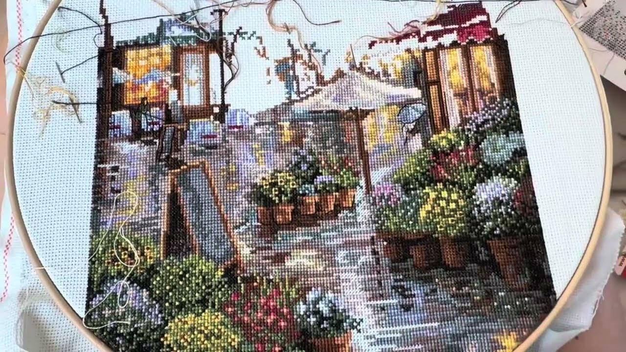 Вышивала. Организация рукодельного угла.