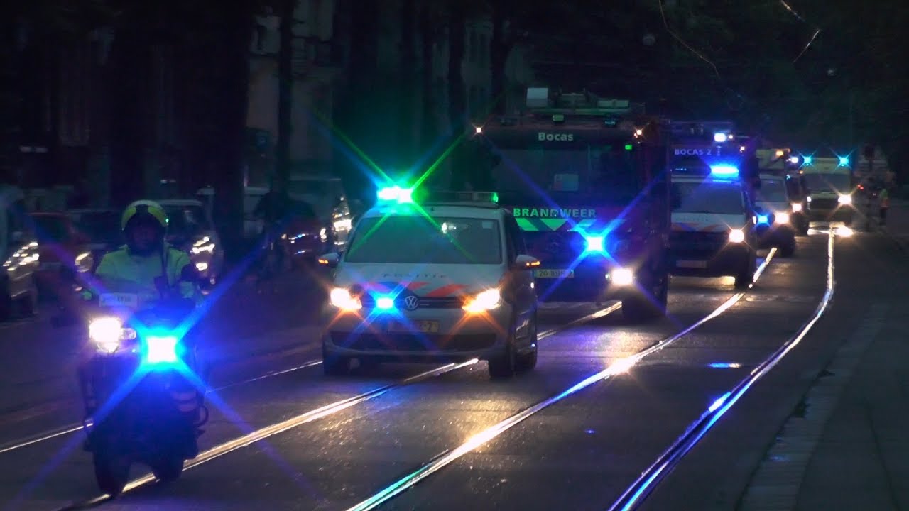 [KinderbeestFeest Part2] Many Emergency Vehicles with Lights and Sirens from Artis! #786