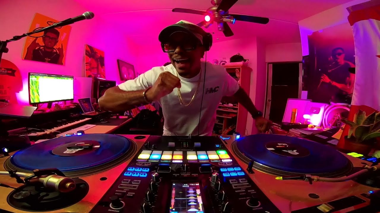 Friday Vibes! (12-Apr-2024)  [Dj Puffy Livestream]