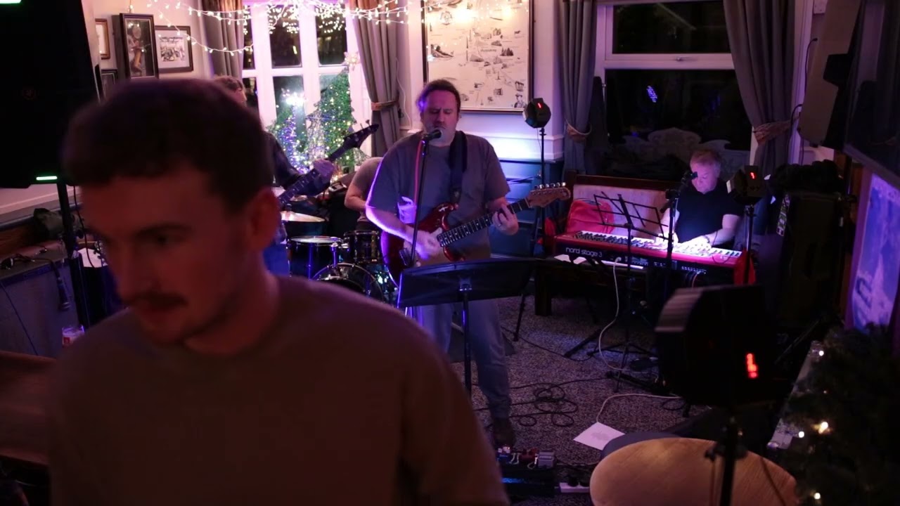 DAS RINGMEISTERS @ The STATION. HELMSHORE