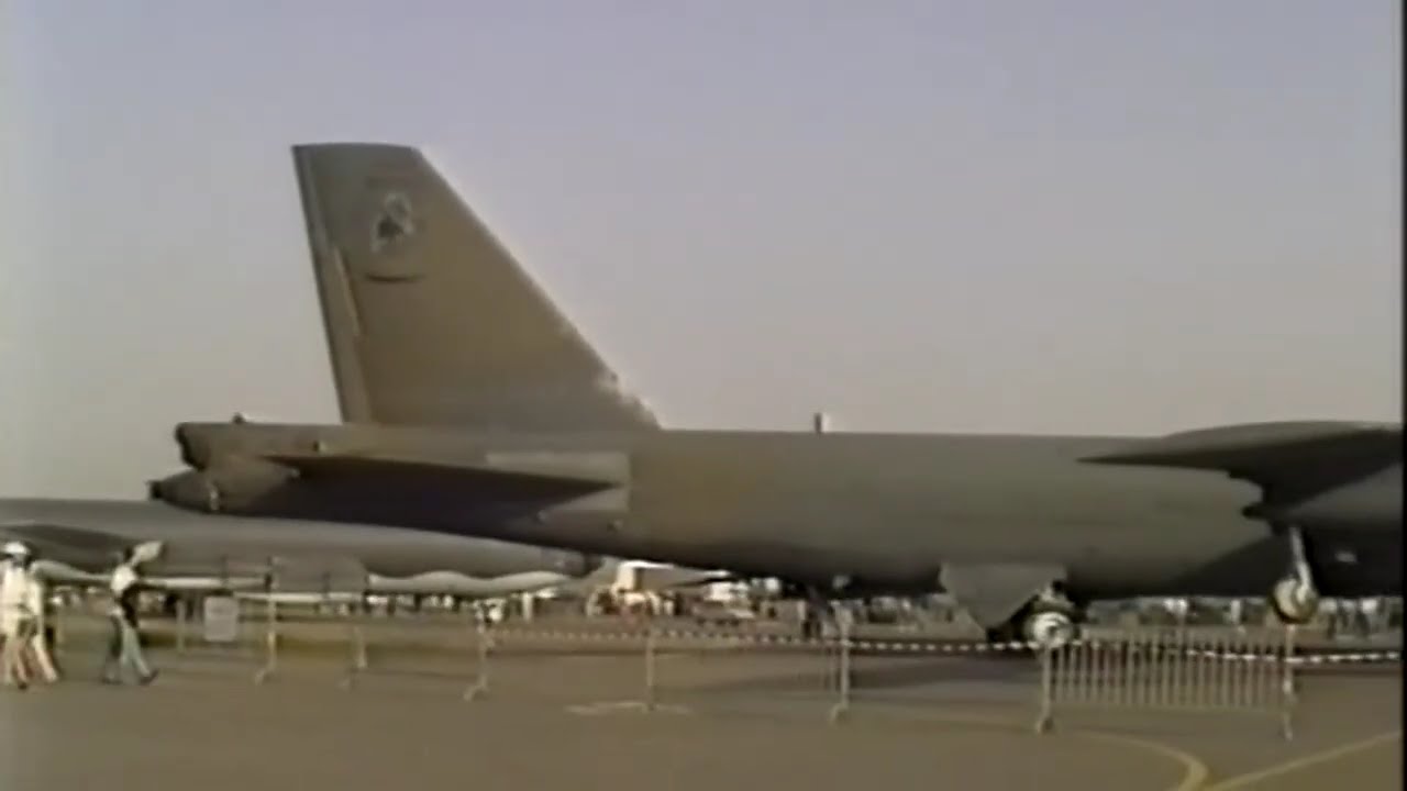RAF Fairford , International Air Tattoo, Airshow day, 22nd  July 1989.