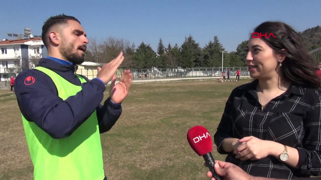 Profesyonel liglerin tek işitme engelli futbolcusu Fırat Kaya'nın hedefi Süper Lig