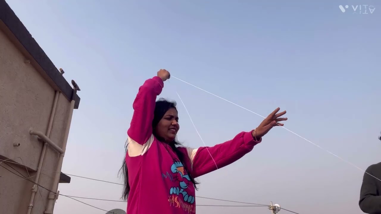 Big kite flying! Sunday funday #minivlog #bihar #famliy # lifestyle 