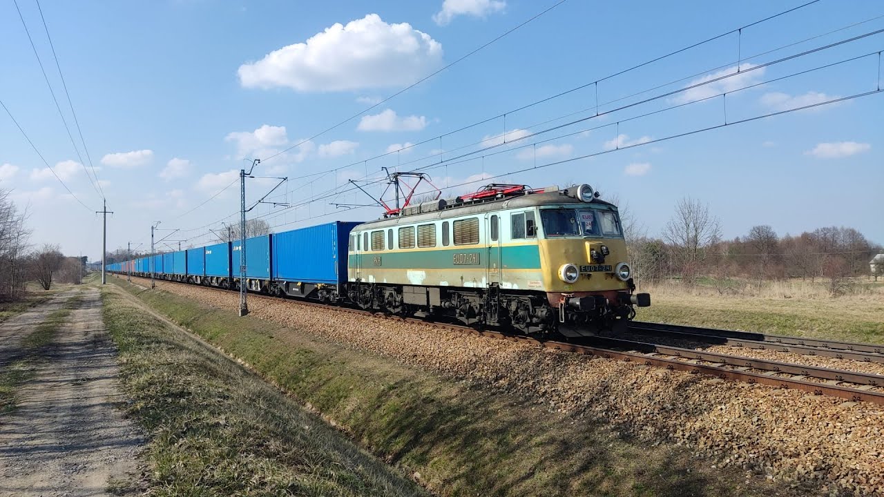 Pociągi w Krężcach - Marzec 2025