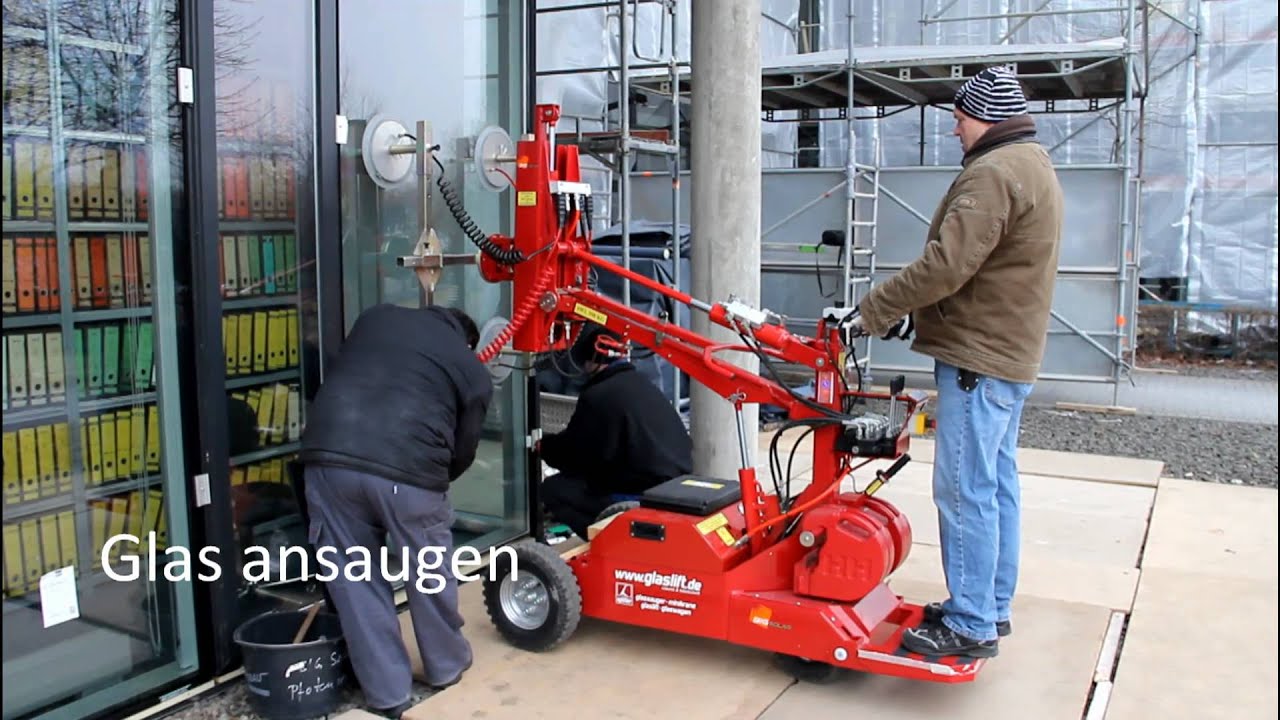 Bigsolar, Glasmontage mit Glaslifter.wmv