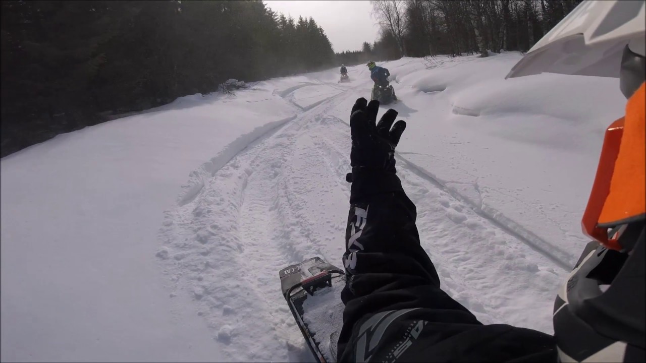 extreme safari in pow snow, Polaris SKS 146 Wheelies 2018