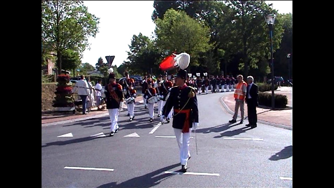 Mheer Broonk 2005 processie en maandag