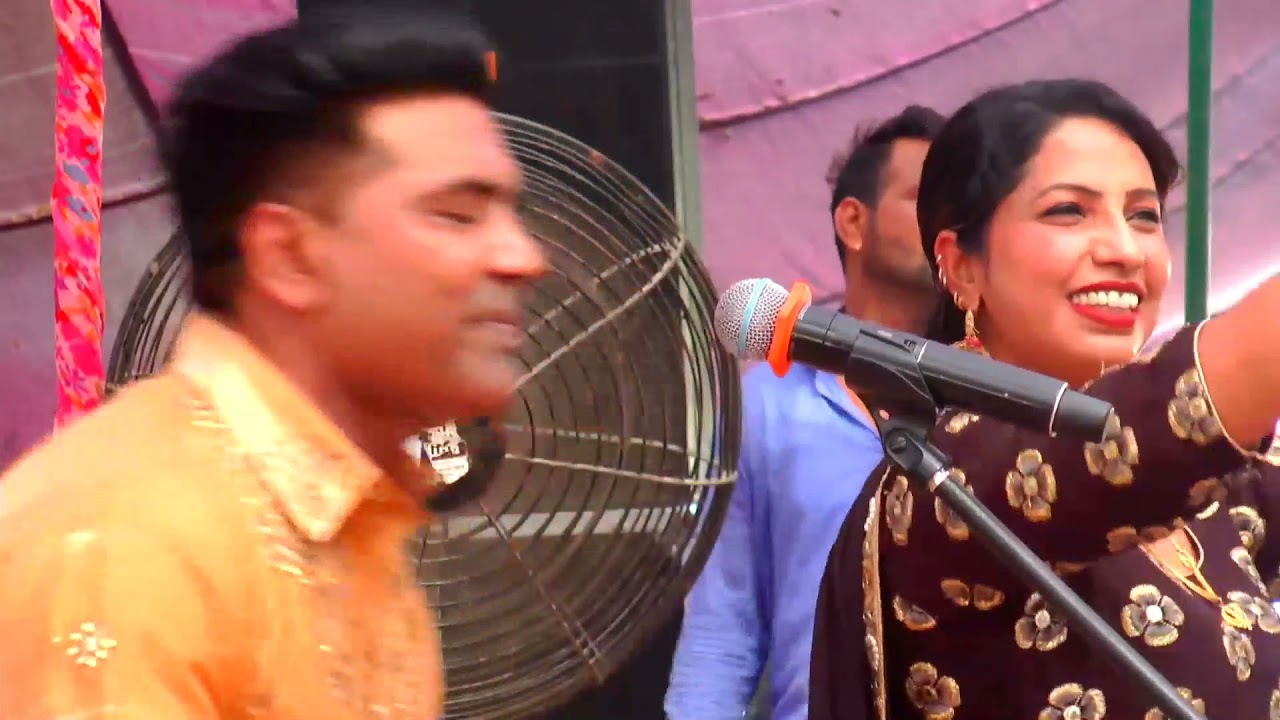 Balkar Ankhila & Manjinder Gulshan Live - New Punjabi Song Live - Ankhila Live Latest Song