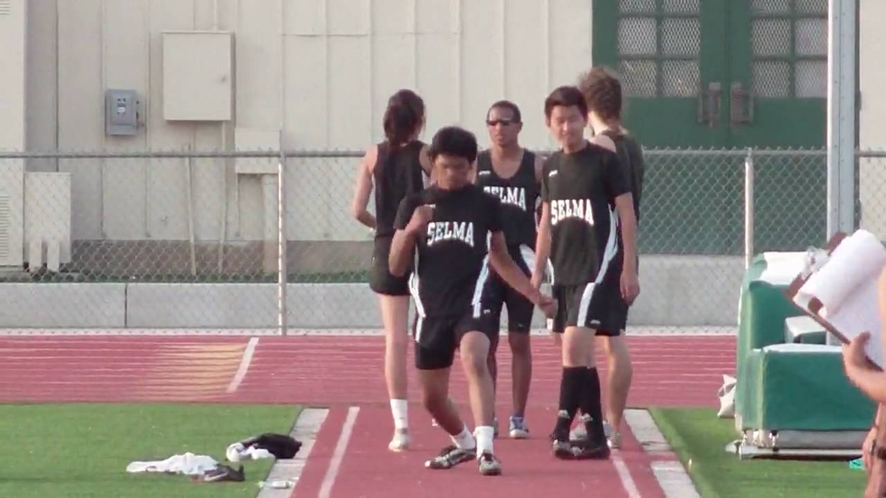 Selma Track Club vs Dinuba 15APR10 Triple jump