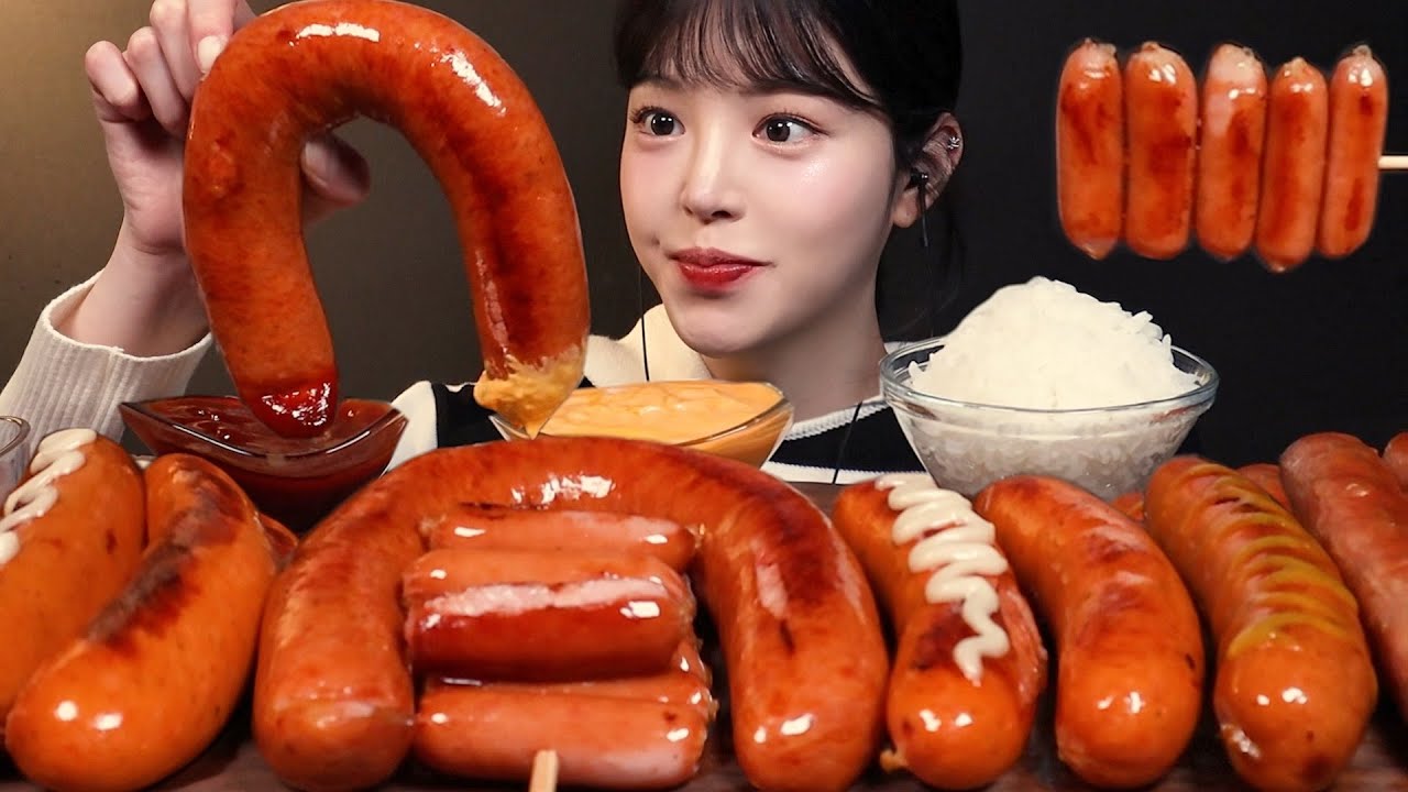 SUB)탱글뽀독 대왕 소세지 먹방! 불닭소스 치즈소스에 듬뿍 찍어먹기 비엔나 후랑크 꿀조합 리얼사운드 Sausage Mukbang Asmr