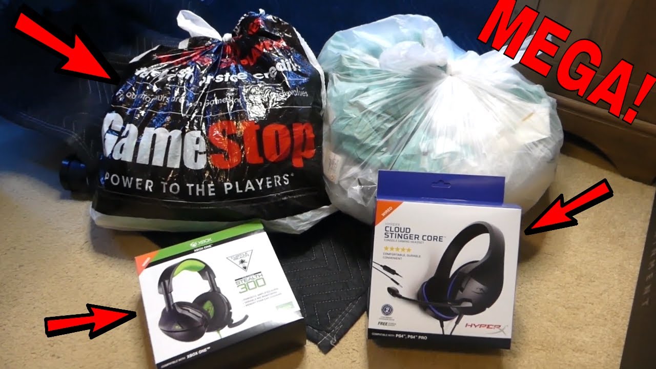 HUGE BEST MEGA DUMPSTER DIVE!!! Gamestop Dumpster Dive Night #698