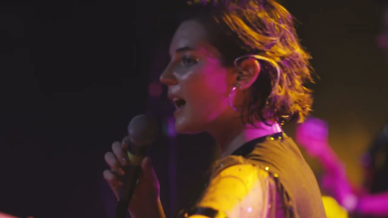Sammy Rae & The Friends - Good Life  (Live at Brooklyn Steel-10/7/21)