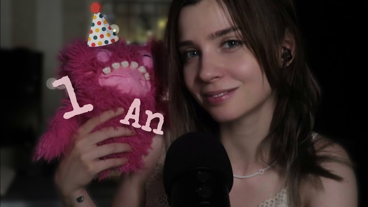 Anniversaire de la chaîne et quelques faits sur moi [tapping, close whispers] 🥳