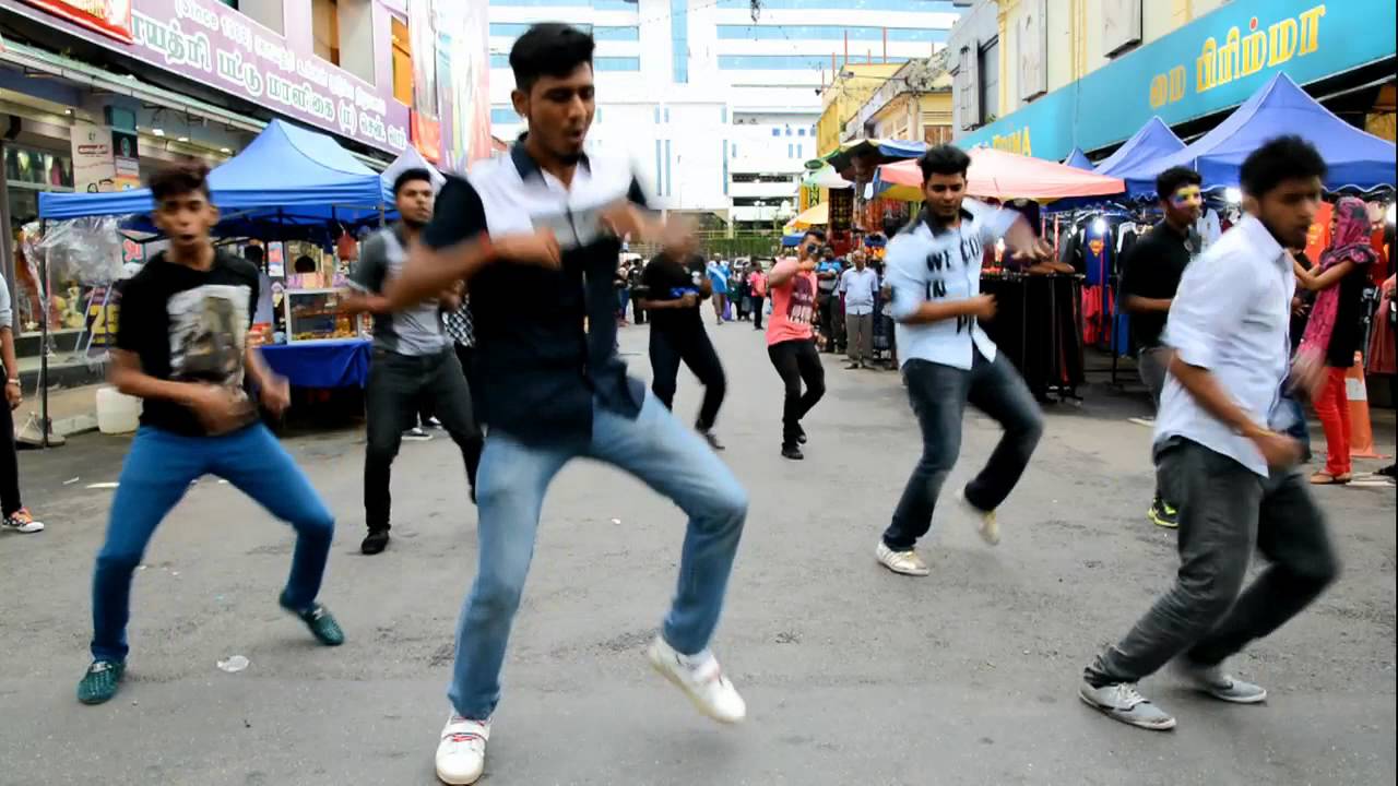 Flash Mob by J Crew at Klang