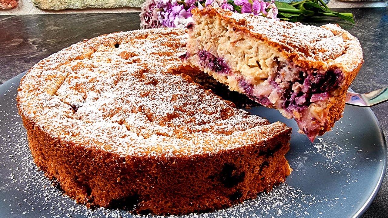 Овес, яблоко, йогурт и черника! Вкусный и простой рецепт домашнего торта!