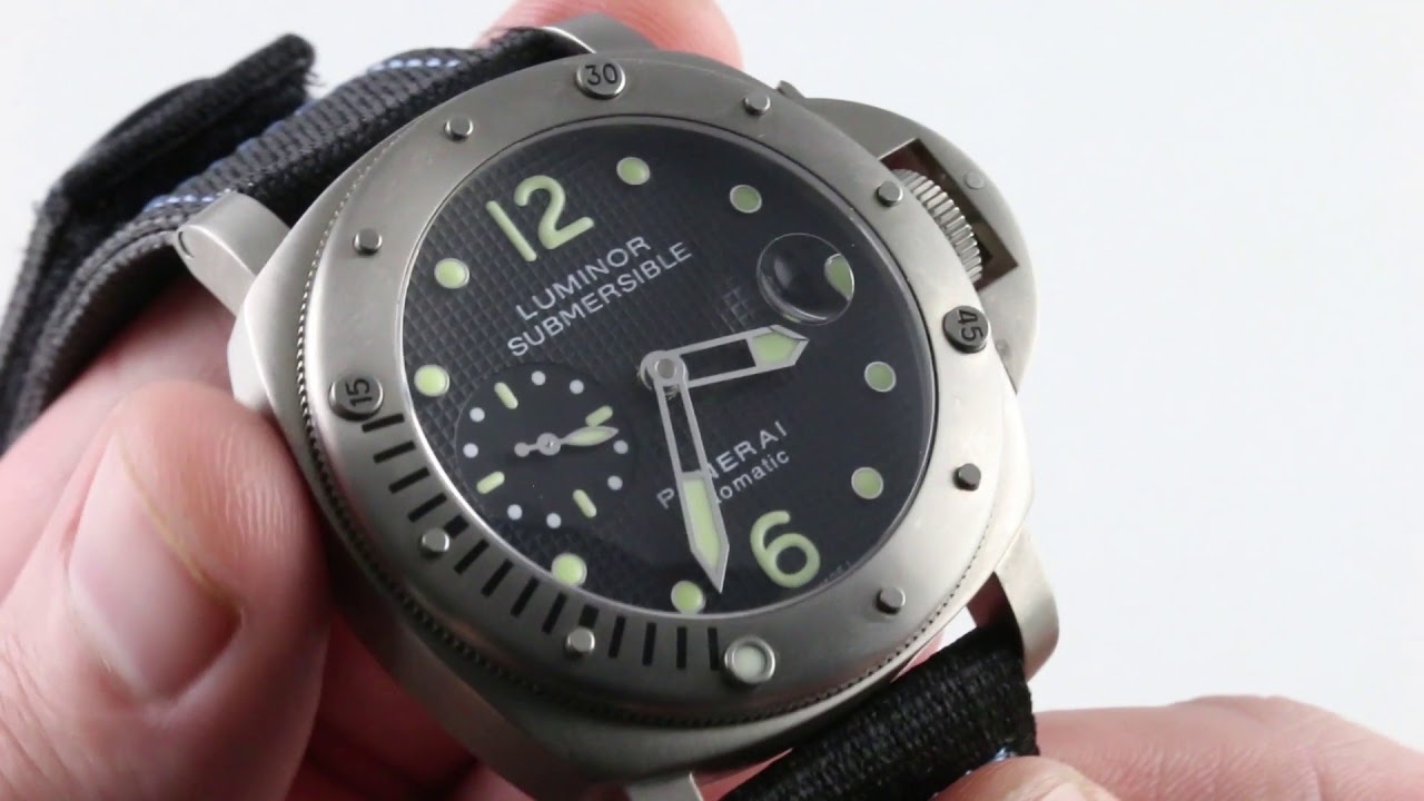 Panerai Luminor Submersible PAM00025 Luxury Watch Review