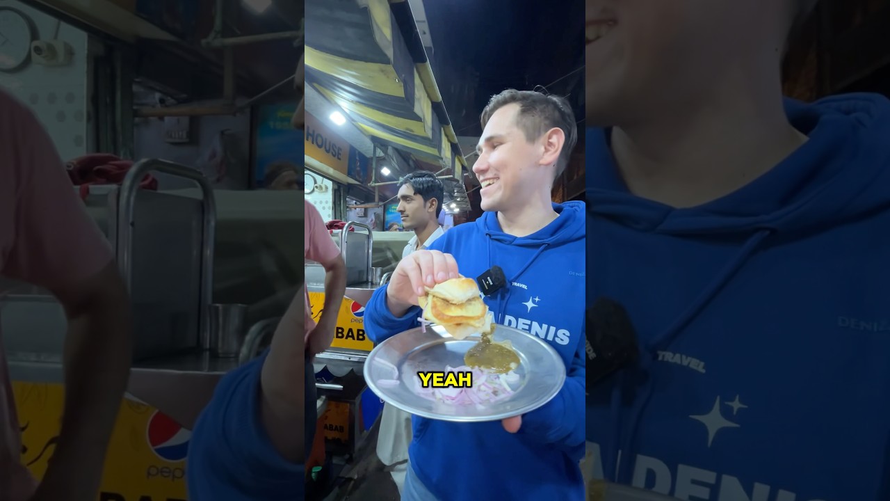 First time trying Bun Kabab in Karachi 🇵🇰 #pakistan #streetfood