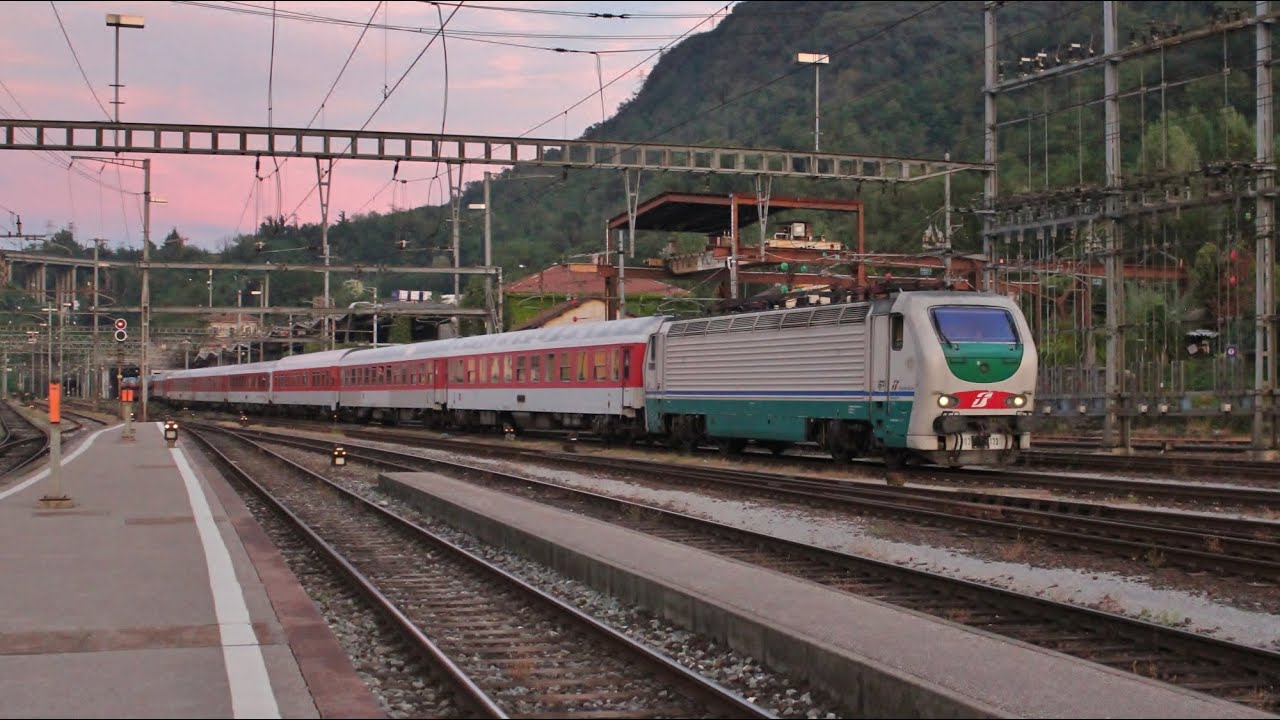 Gotthard am Limit - Umleiterverkehr, Autoreisezüge in Chiasso