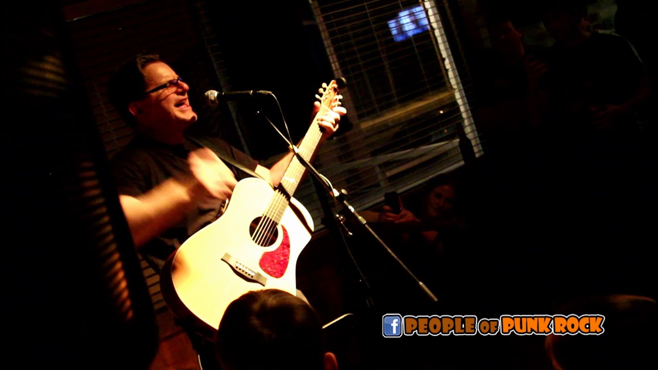 DENNIS JAGARD - Never Look Back @ Le Calvados, Pont-Rouge QC - 2018-03-05