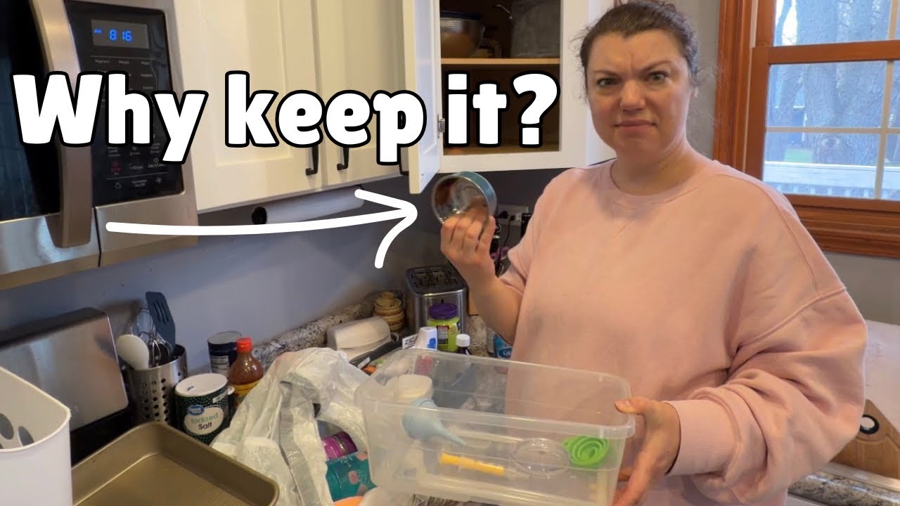 Kitchen Declutter: Tossing Old Containers & Starting Fresh