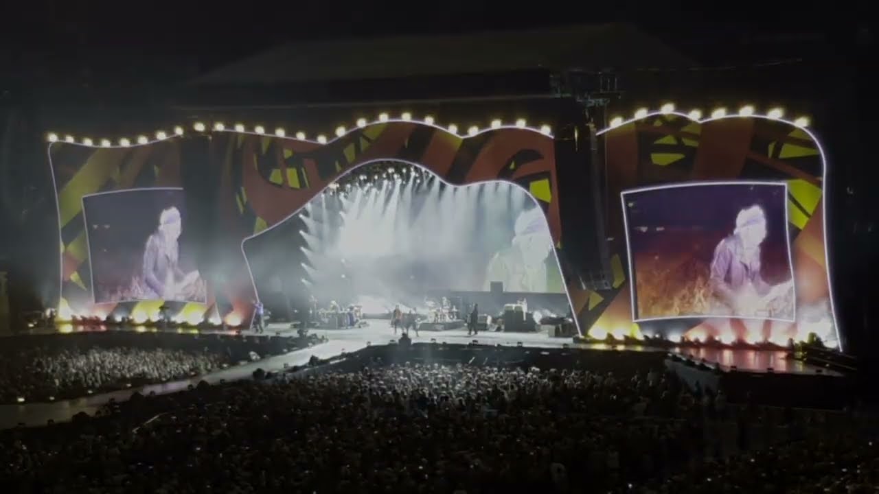 The Rolling Stones | Live in Gelsenkirchen 2022 | Street Fighting Man |