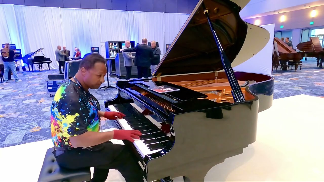 Kris Nicholson Test Drives the Kawai RX3 Grand Piano at NAMM 2025 Video 2
