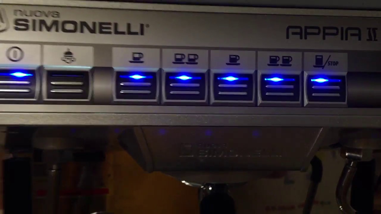 Nuova Simonelli Appia II gr v и проблемы по незнанию.