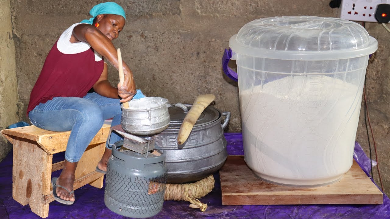 Cooking Technology Making Authentic Nigerian Fufu From Powder Recipe !! / Primitive African Food...