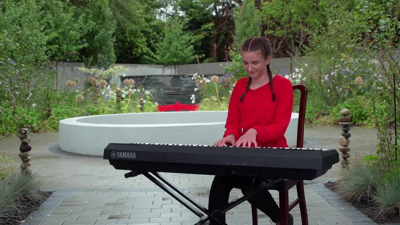 Éabha McInerney - Helvic Head