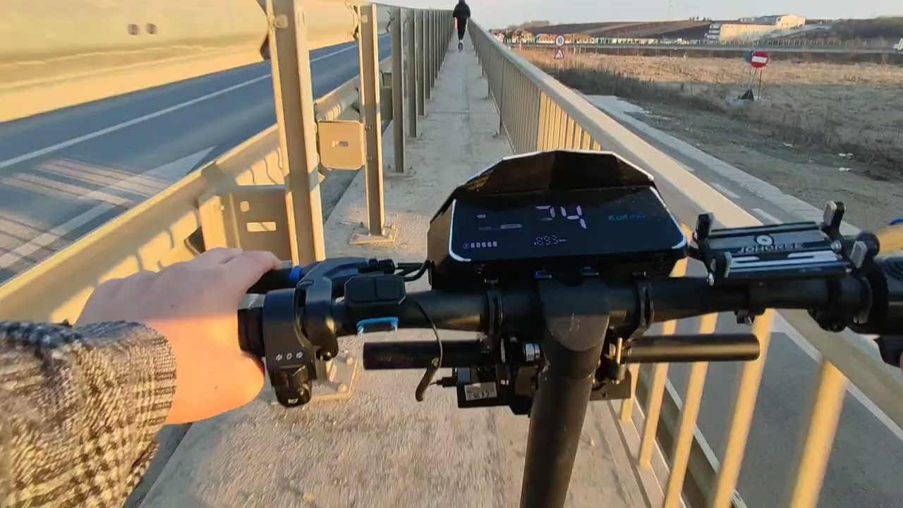 Riding my KuKirin G2 with My friend, and he has KuKirin g4! MY FIRST VIDEO