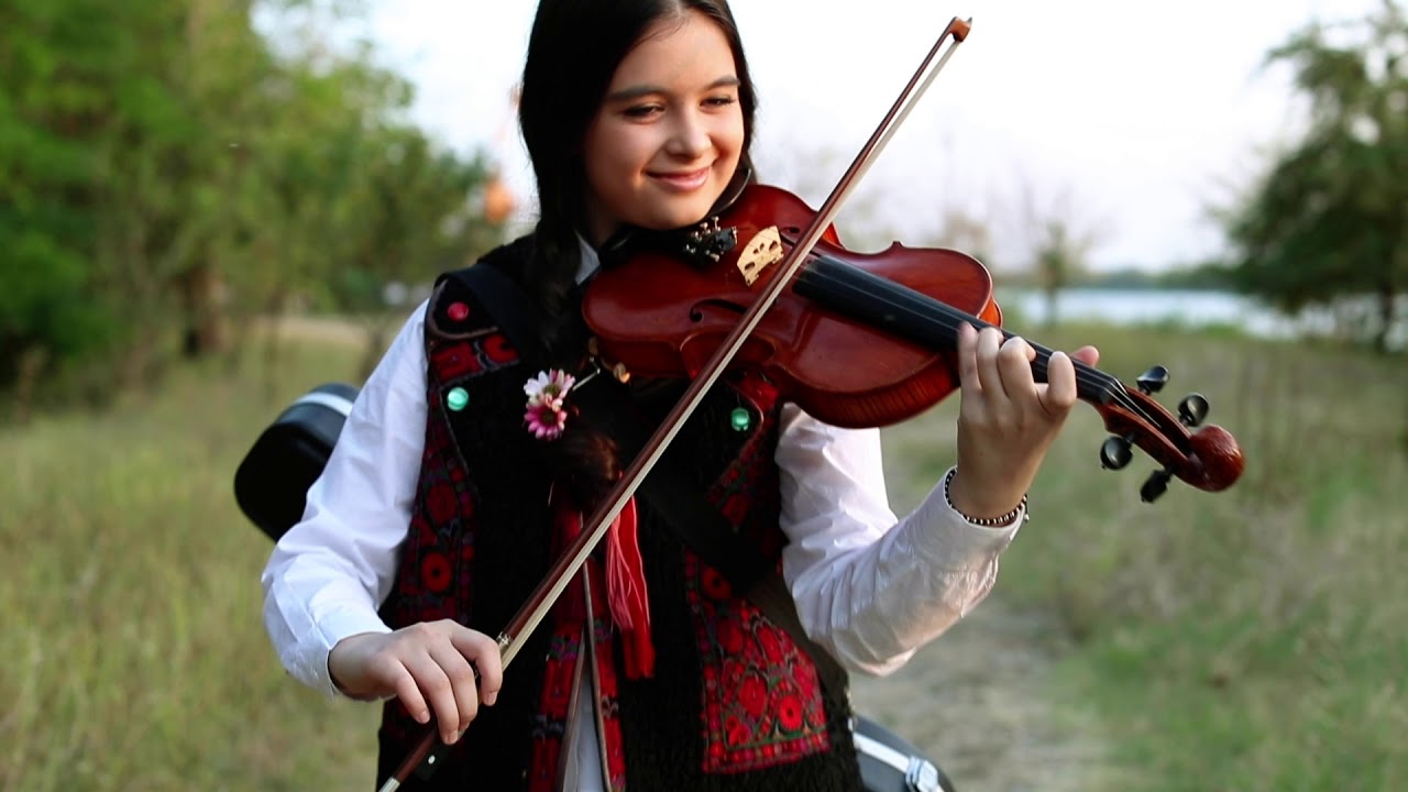 Fane Stroe-Hora Olteneasca (La M) (by Vaness Balan)