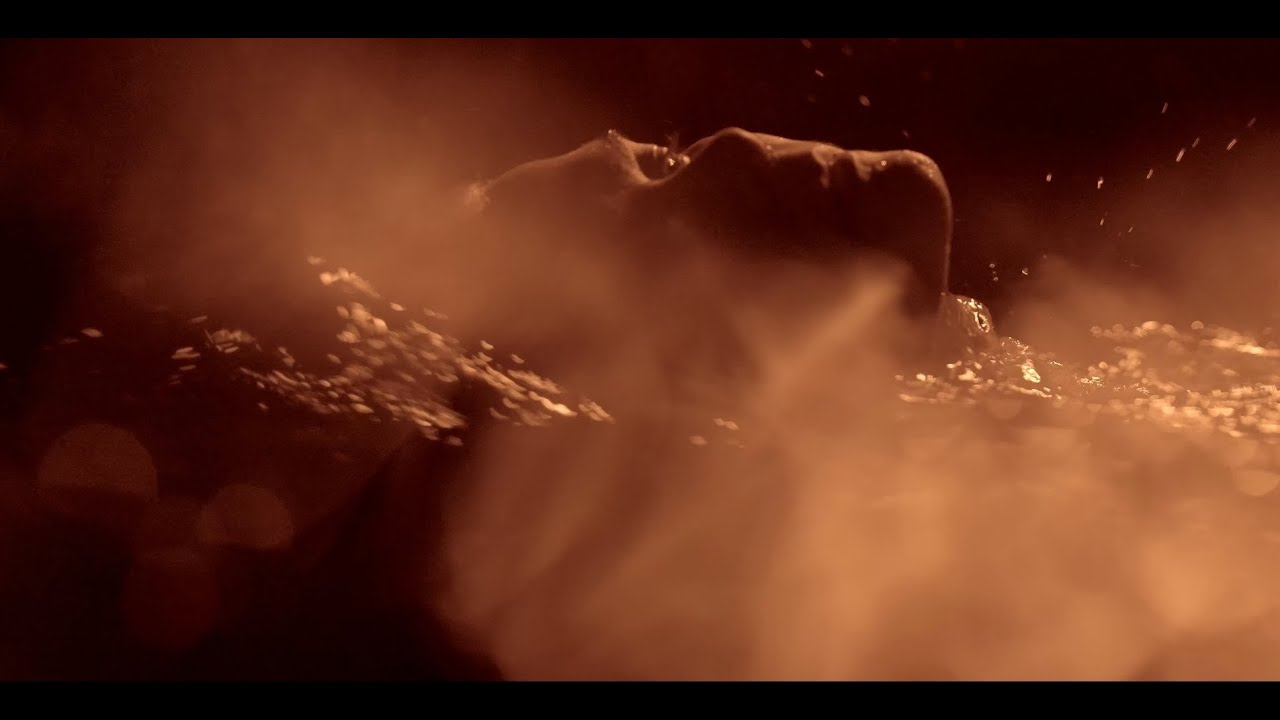Elinborg - Blóð (Official Music Video)