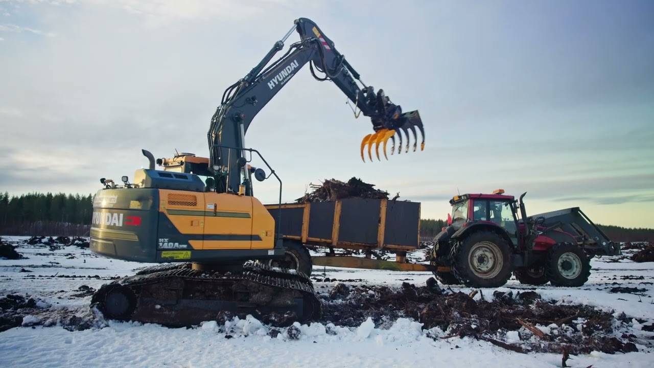 TMK MultiGrab M Heavy Duty Proto working on a swamp clearing stumps and debries!