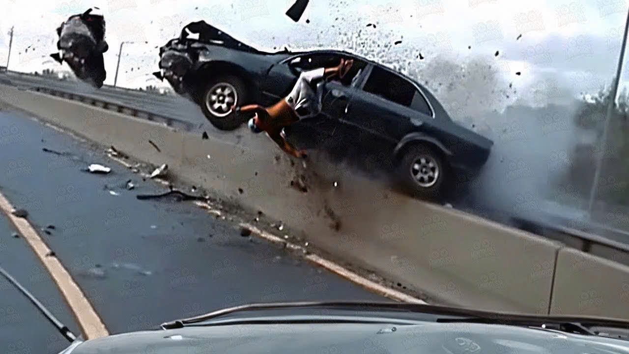 Las persecuciones policiales más brutales a alta velocidad captadas por cámaras de salpicadero #9