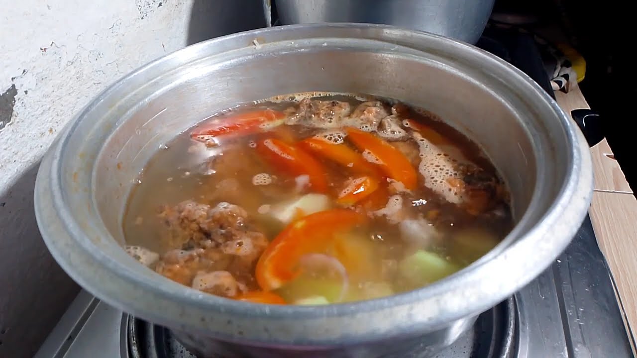 Soup l cooking from leaf over fried chicken l @ateNengvlog 