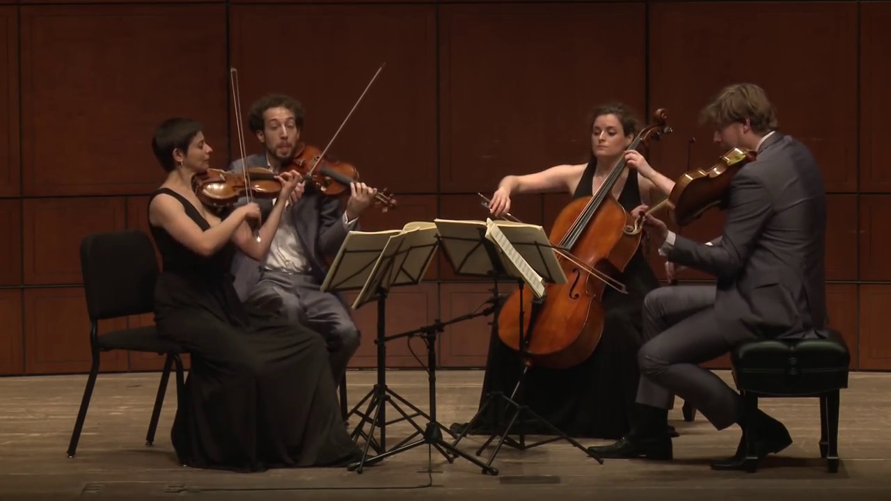1825 - Quarteto de cordas em l&aacute; menor, op. 132 - Beethoven