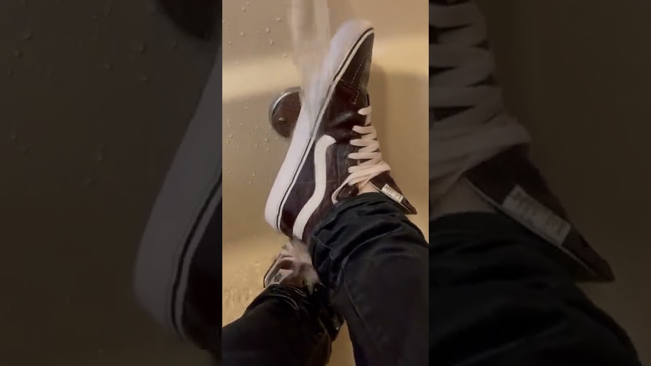 🌈wet vans and jeans in bath
