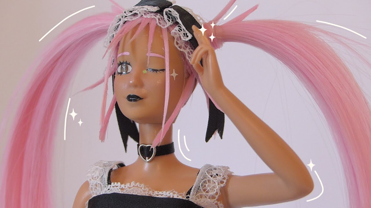 Customizing a Barbie, brand new face, clothes making 💕