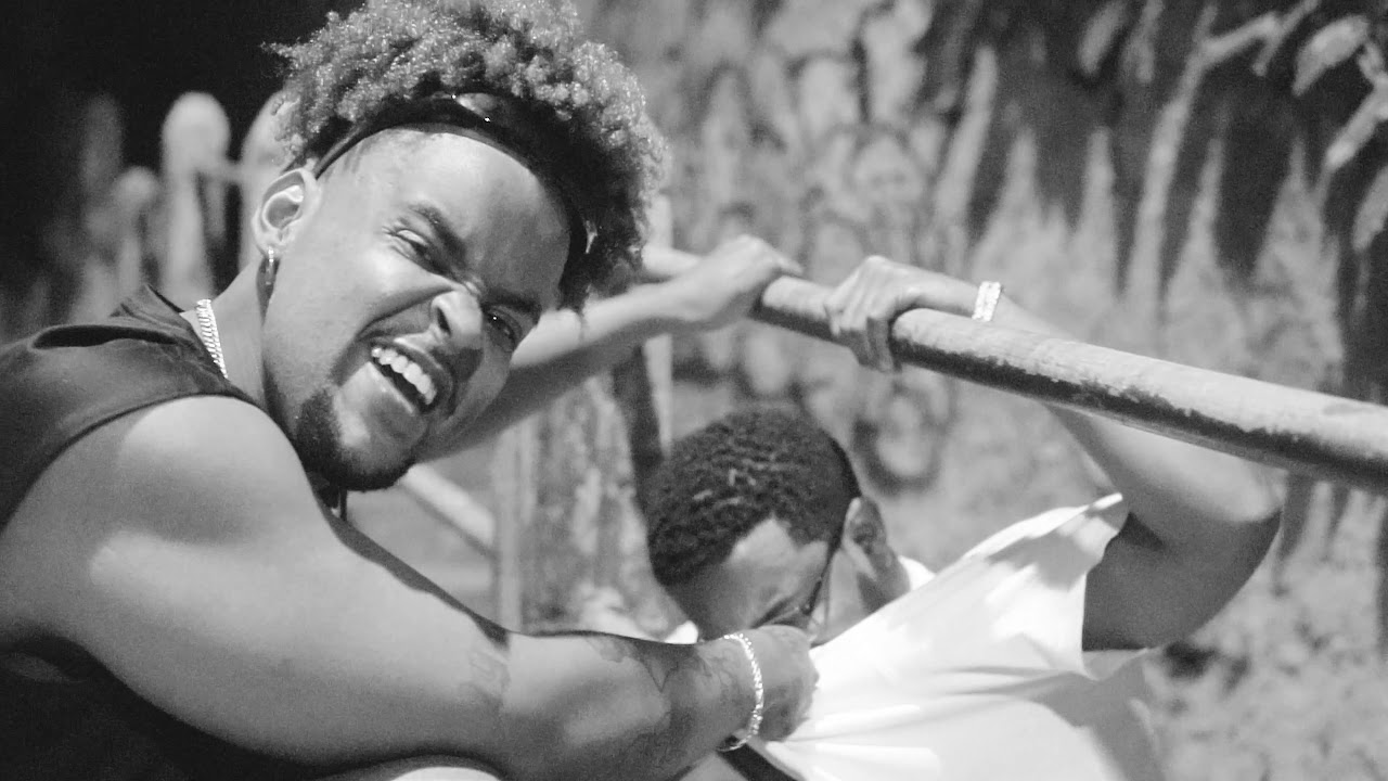 GEBE - TAPETE DE SANGUE PART. MAZIN (VideoClipe Oficial)