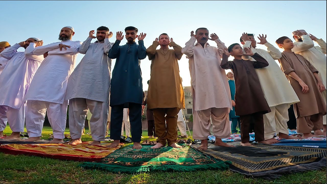 Decoding Islam-The First Day Of Eid In Pakistan
