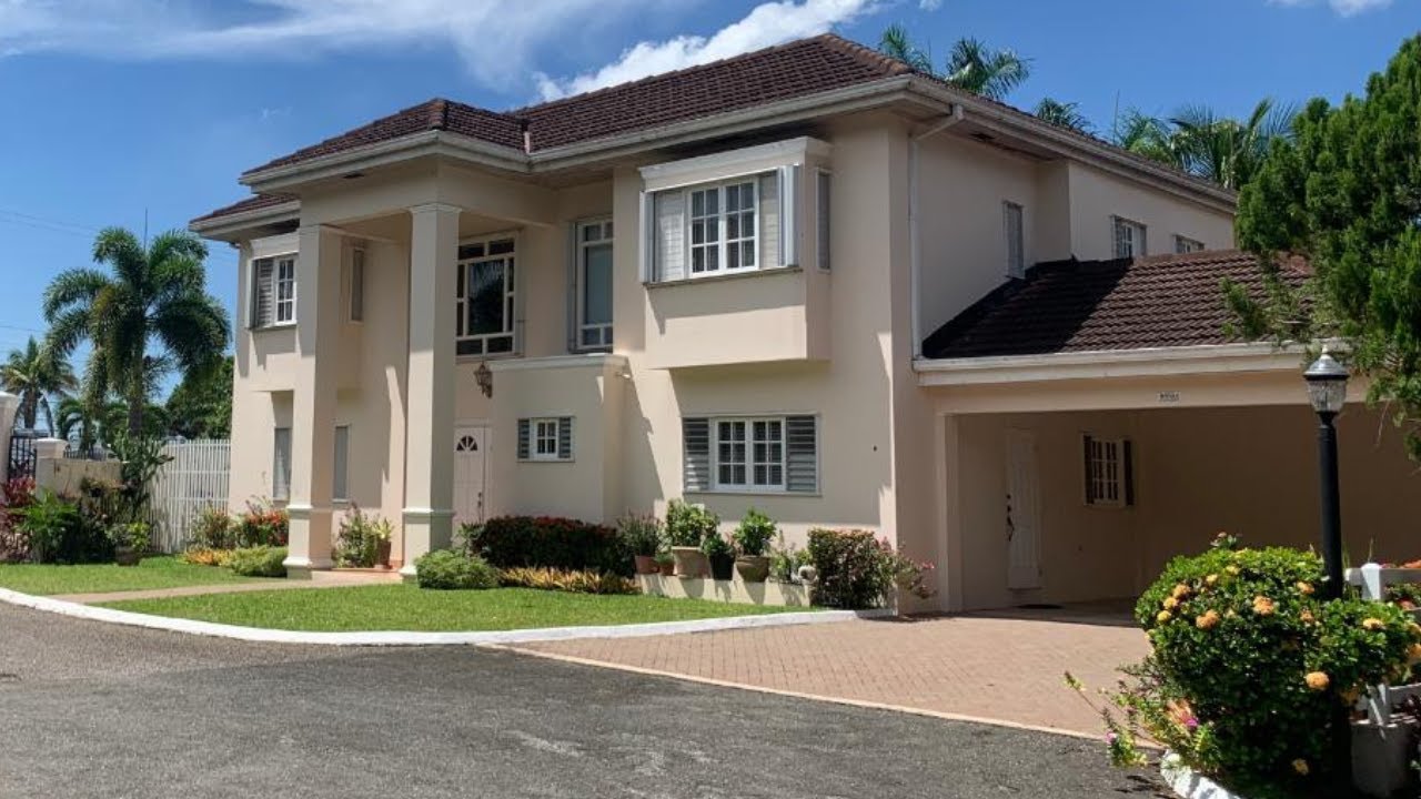Gated Community 4 Bedroom 4 Bathroom House For Sale on SHARROW DRIVE, Kingston & St  Andrew