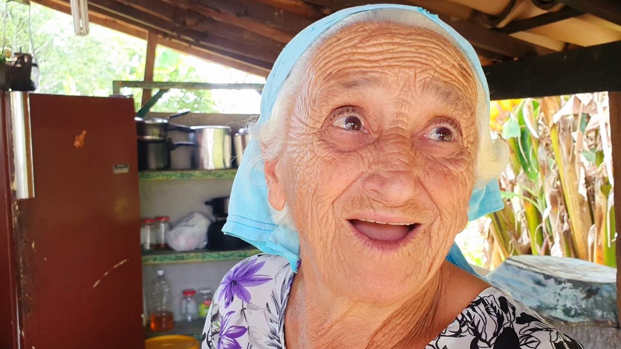 Bolinho de fubá frito com polvilho e queijo da vovó Maria#chicoabelha
