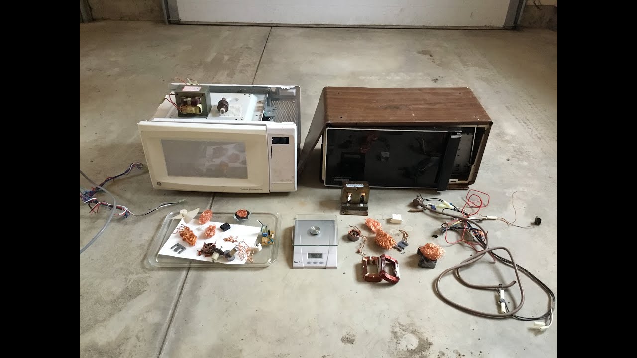 Scrapping microwaves for copper. How much more copper do older microwaves have? Btw my 100th video.